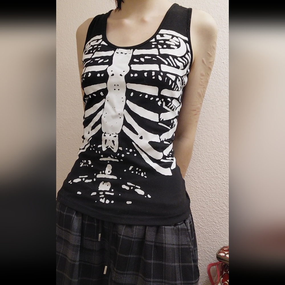 SHEIN Black and White Skeleton Tank Top